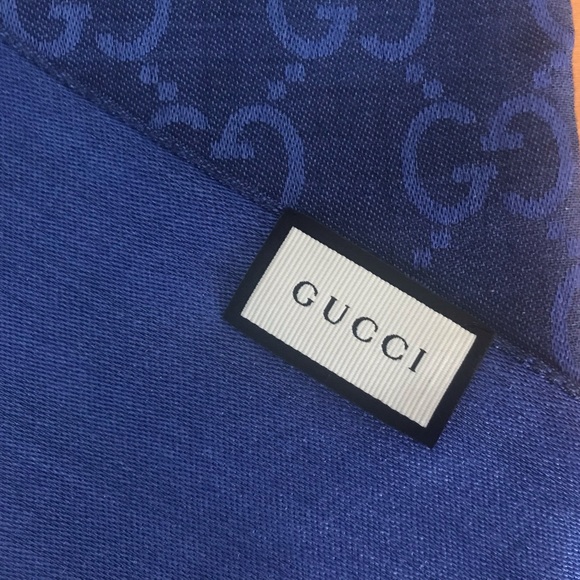 BNWT GUCCI SCARF - Picture 3 of 16